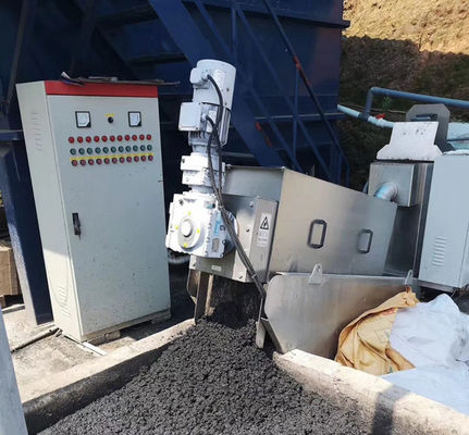 SUS304/316 Cassava Vinasse Kokosnuss-Palmöl Schlamm Filter Schraubpresse Entwässerungsmaschine